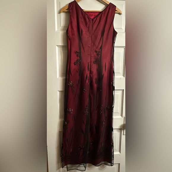 Holiday Vintage Formal Dress - Picture 3 of 5